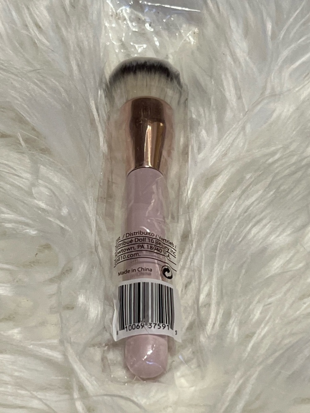 DOLL10 vegan Pink Dense Buffing Brush with Rose Gold Ferrule - Picture 2 of 8